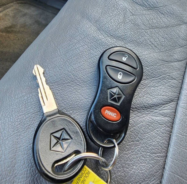 2000 Dodge Caravan SE