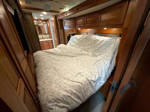 2015 Freightliner XCL Chassis