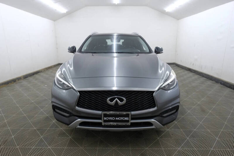 2017 Infiniti QX30 Premium