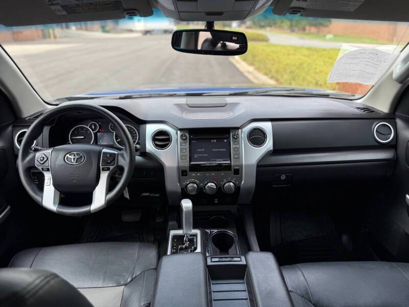 2015 Toyota Tundra SR