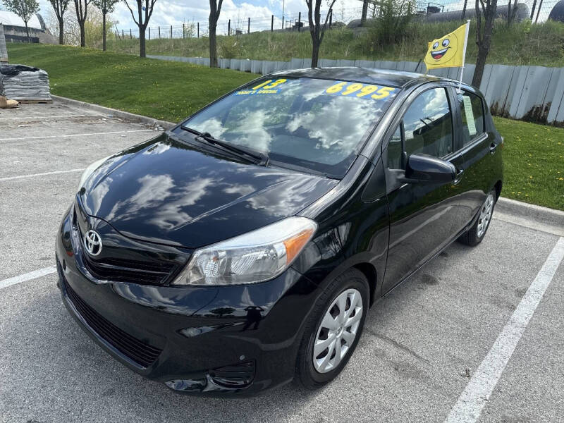 2013 Toyota Yaris 5-Door LE