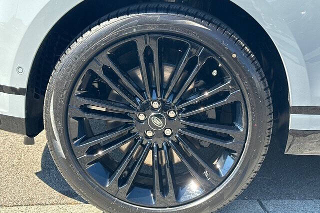 2026 Land Rover Range Rover Velar P250 Dynamic SE