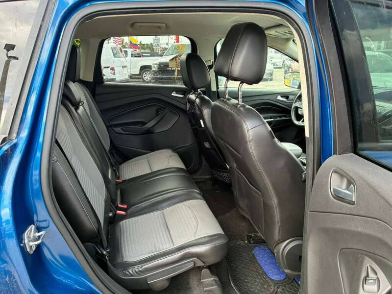 2017 Ford Escape SE