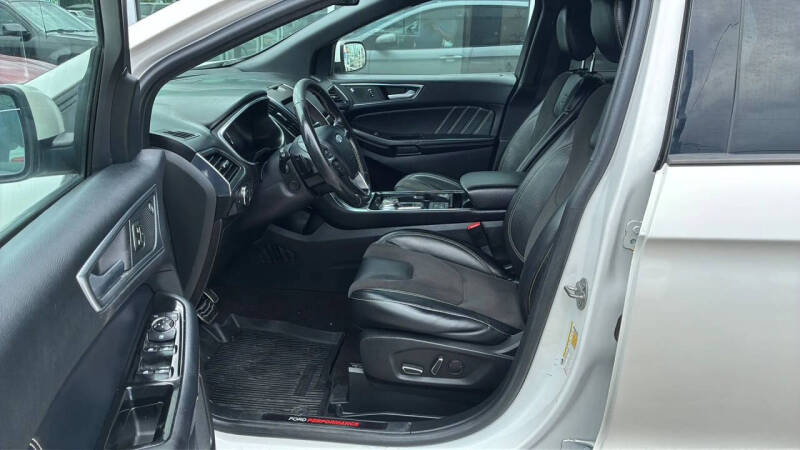 2019 Ford Edge ST