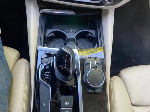 2018 BMW 5 Series 540i