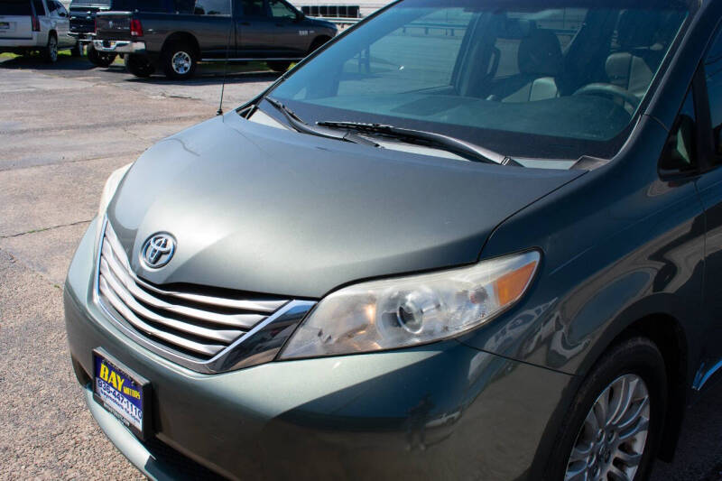 2013 Toyota Sienna XLE 8-Passenger