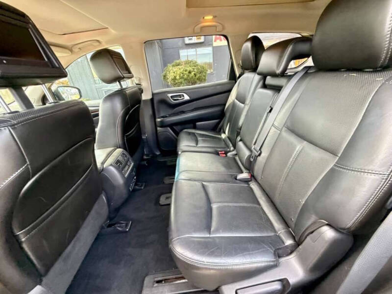 2014 Nissan Pathfinder Platinum