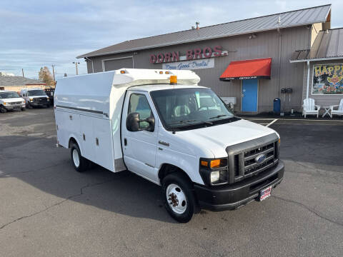 2010 Ford E-350
