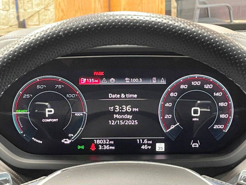 2024 Audi e-tron GT quattro Premium Plus