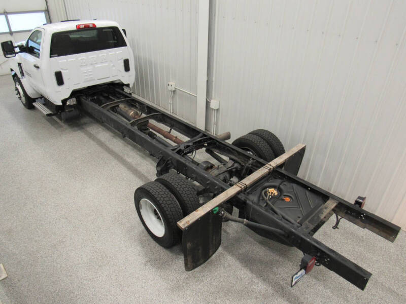 2022 Chevrolet Silverado 5500HD