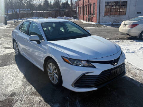 2022 Toyota Camry LE