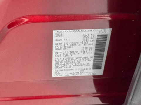 2022 Nissan Pathfinder SL