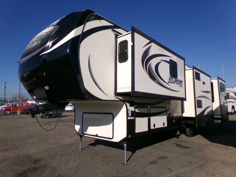 2015 Keystone Alpine
