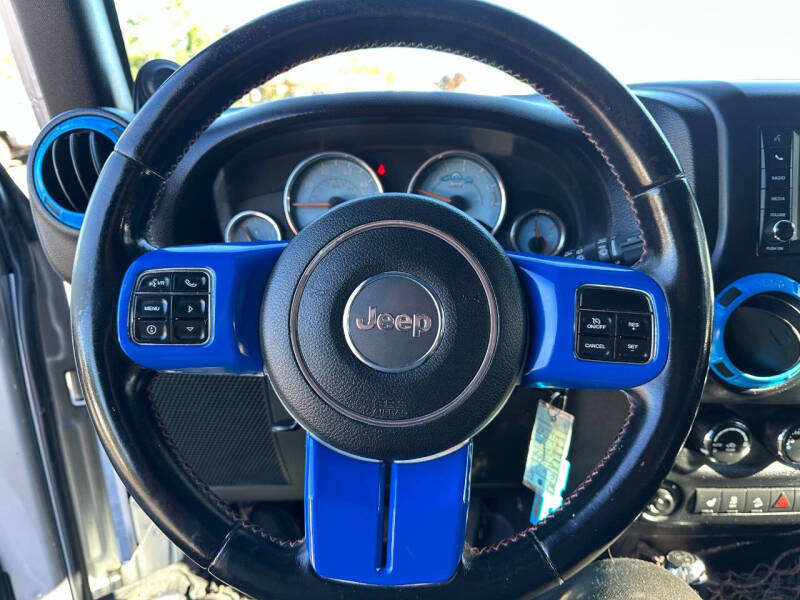 2012 Jeep Wrangler Unlimited Arctic