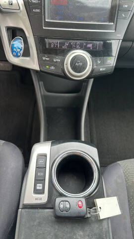 2012 Toyota Prius v