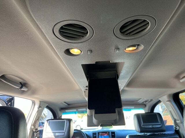 2015 Nissan Armada 21