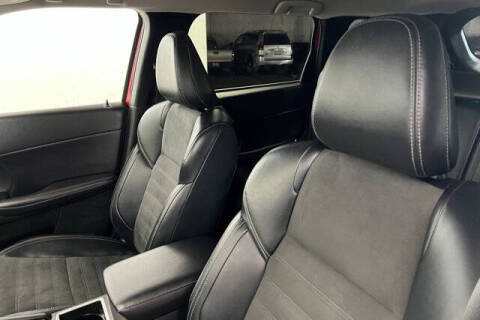 2023 Mitsubishi Outlander PHEV SE