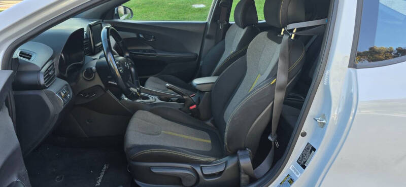 2019 Hyundai Veloster Turbo R-Spec