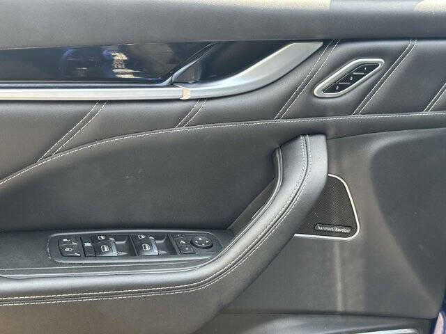 2022 Maserati Levante Modena