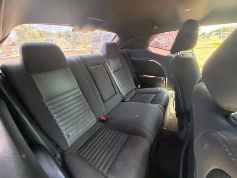 2014 Dodge Challenger SXT