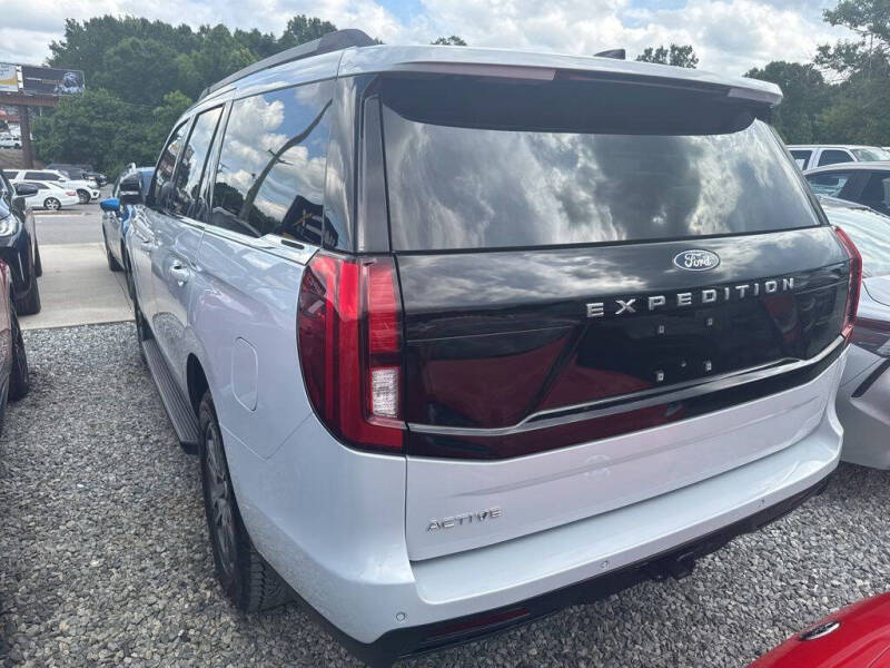 2025 Ford Expedition Active