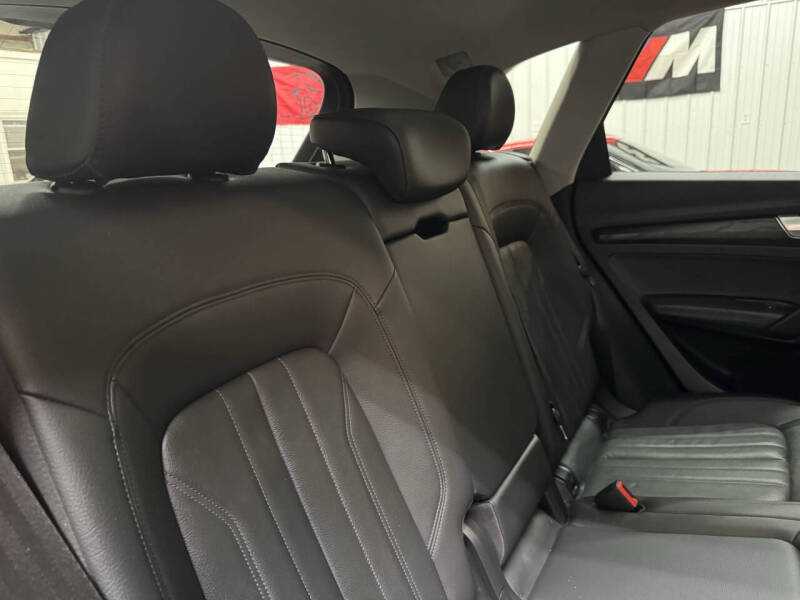 2020 Audi Q5 quattro Premium Plus 45 TFSI