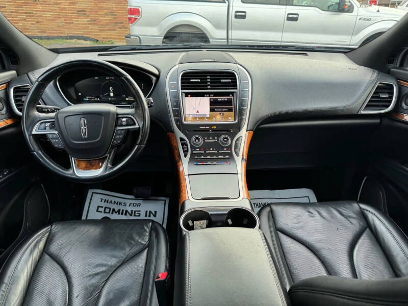 2019 Lincoln Nautilus Reserve