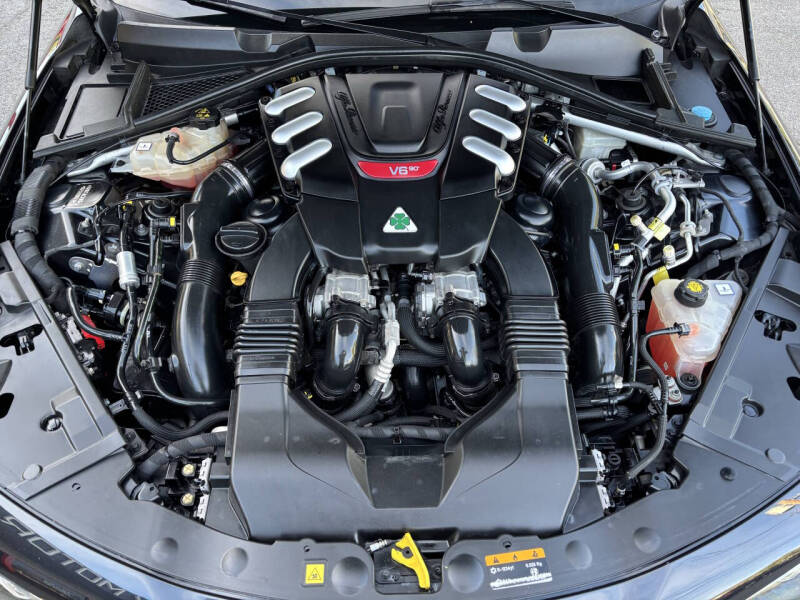 2017 Alfa Romeo Giulia Quadrifoglio