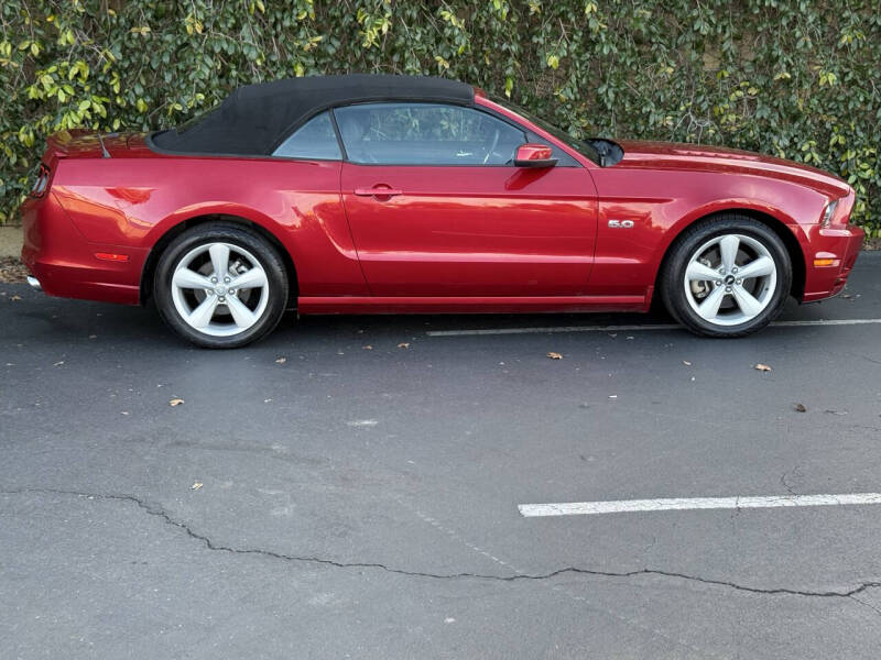 2013 Ford Mustang GT Premium