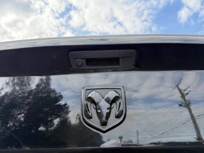 2019 RAM 1500 Classic SLT