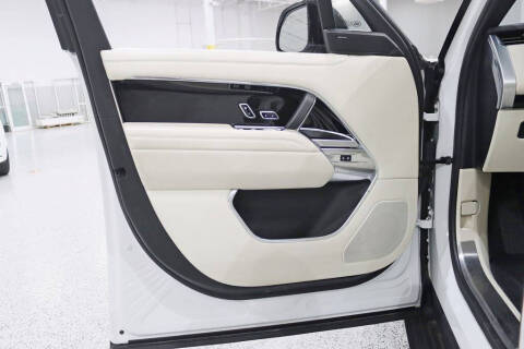 2023 Land Rover Range Rover P400 SE