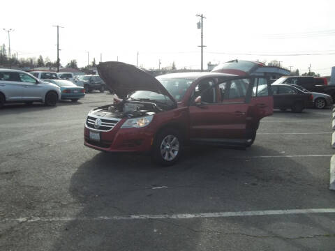 2010 Volkswagen Tiguan S