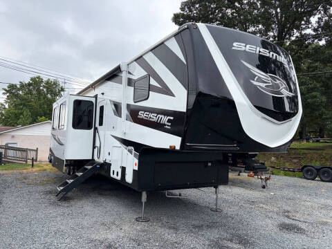 2025 Jayco Seismic