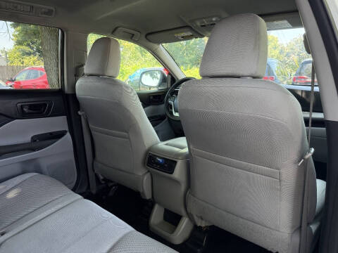 2016 Toyota Highlander LE
