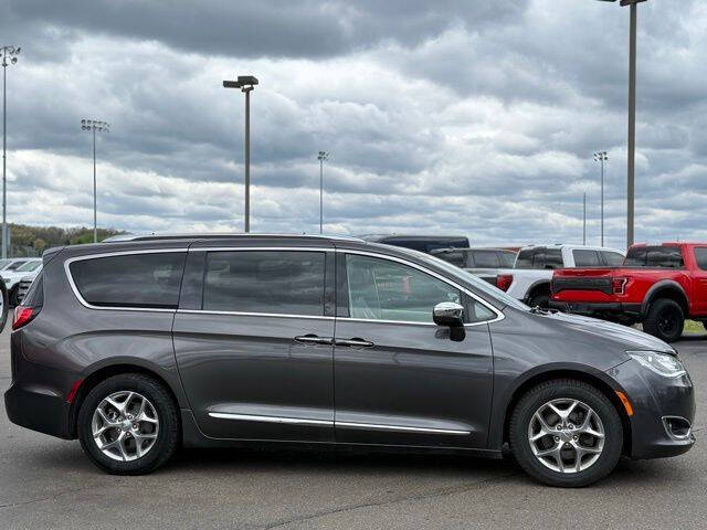 2019 Chrysler Pacifica Limited
