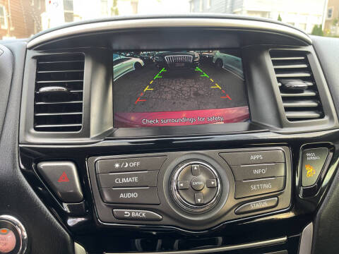 2017 Nissan Pathfinder S