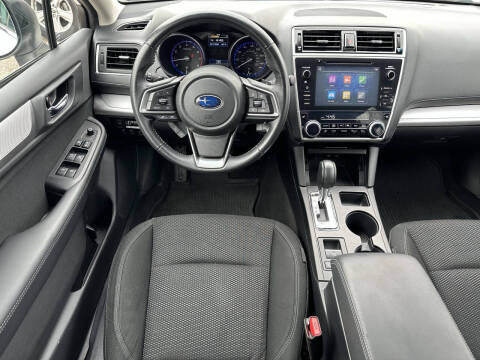 2018 Subaru Outback 2.5i Premium