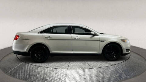 2019 Ford Taurus Limited