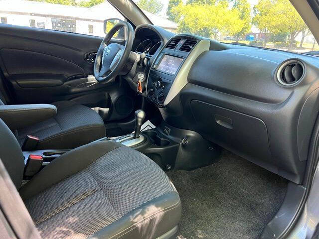 2019 Nissan Versa
