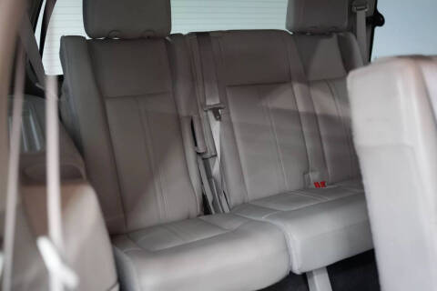 2017 Lincoln Navigator Select