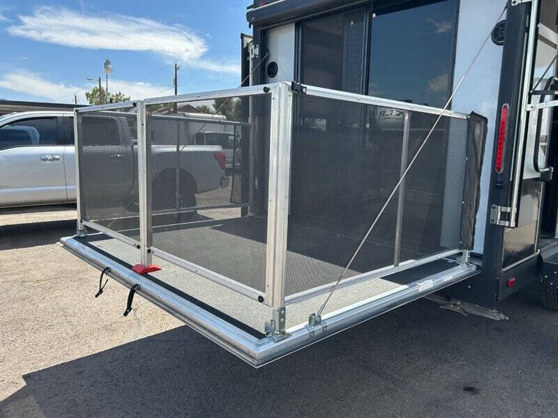 2018 Starcraft Marine M-210RLD