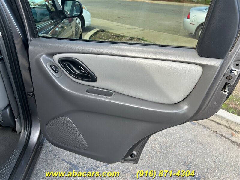 2005 Ford Escape XLT