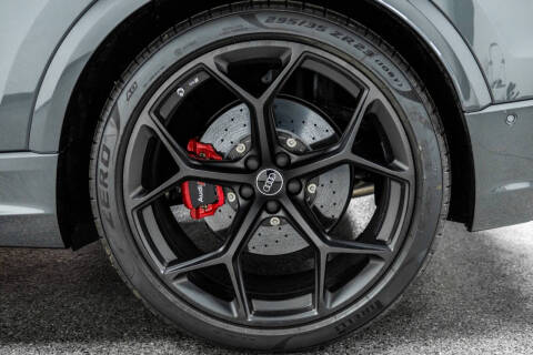 2025 Audi RS Q8 performance 4.0T quattro