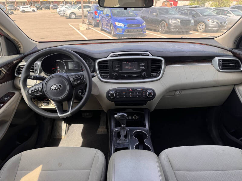 2016 Kia Sorento LX