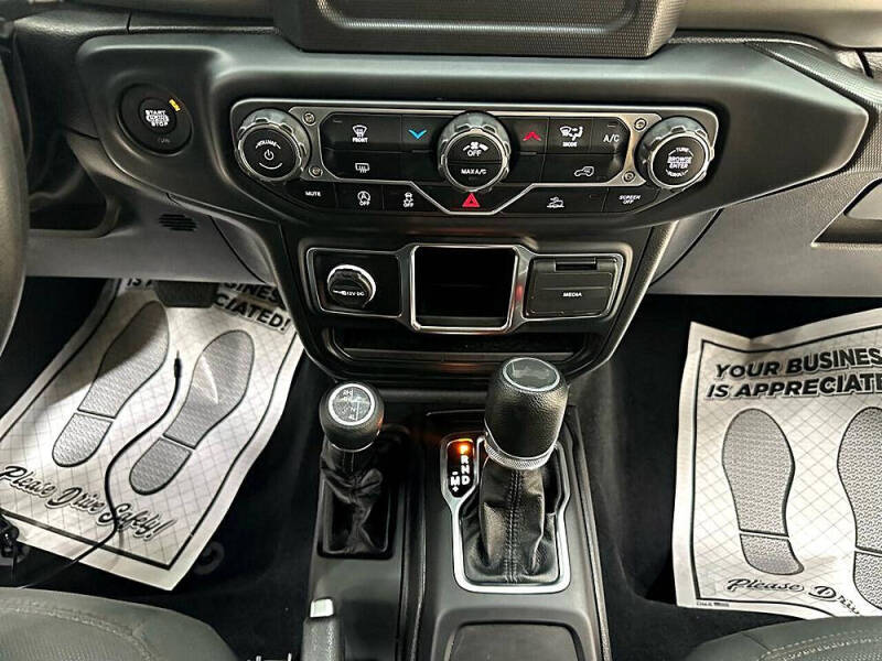 2023 Jeep Wrangler Sport