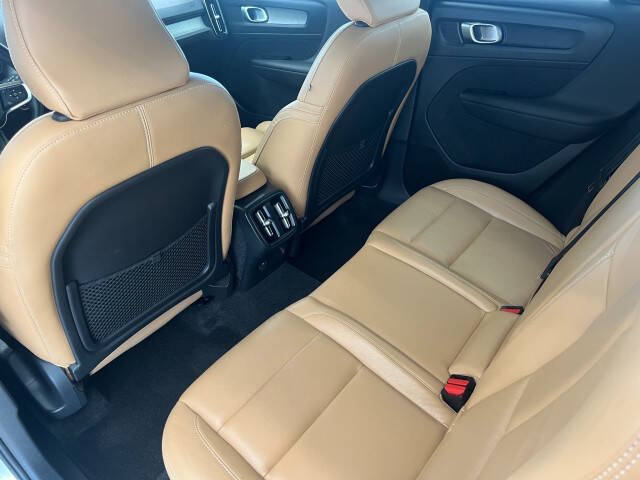 2019 Volvo XC40 T5 Inscription