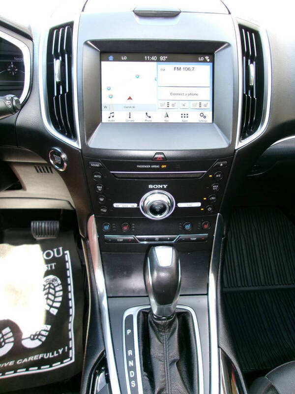 2017 Ford Edge Titanium