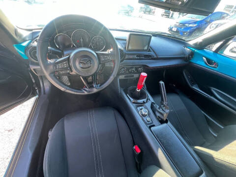 2016 Mazda MX-5 Miata Club