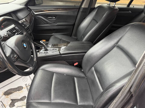 2016 BMW 5 Series 528i xDrive
