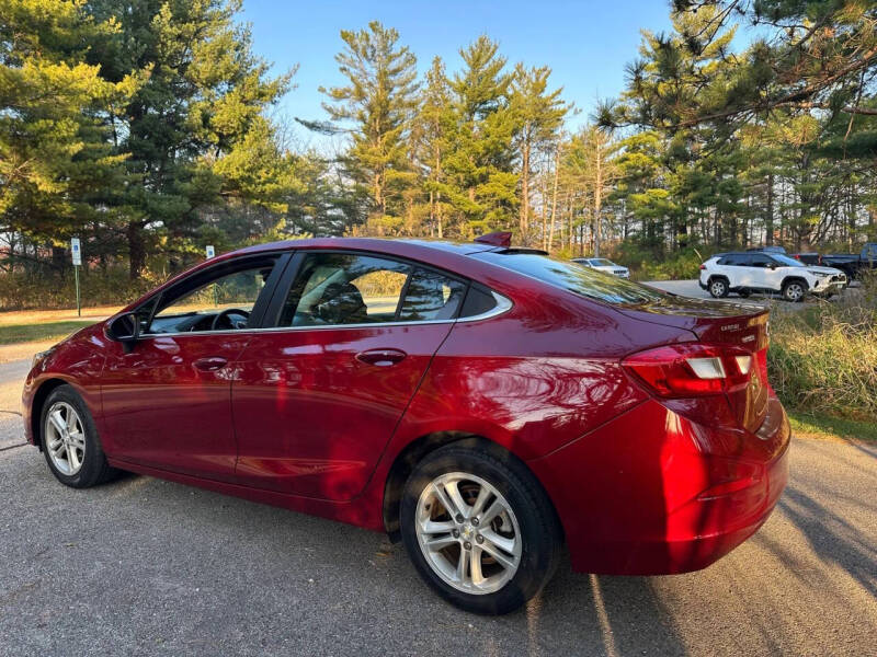 2017 Chevrolet Cruze LT Auto